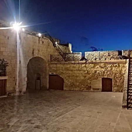 Seafront Highly Furnished Fl 4 Apartment *