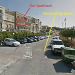 Seafront Highly Furnished Fl 4 Appartamento