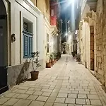 Appartamento Seafront Highly Furnished Fl 4 *