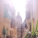Appartamento Seafront Highly Furnished Fl 4