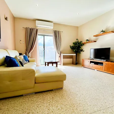 Seafront Highly Furnished Fl 4 アパート ビルグ