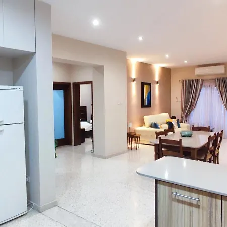 Seafront Highly Furnished Fl 4 公寓 比尔古