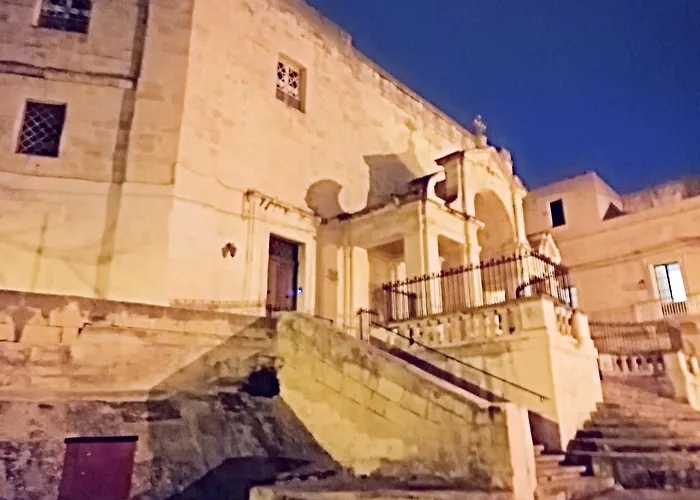 Seafront Highly Furnished Fl 4 Daire Birgu