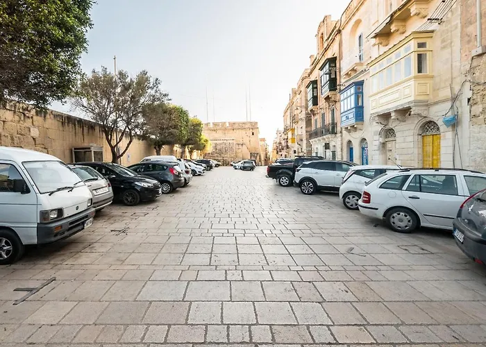 Seafront Highly Furnished Fl 4 Birgu