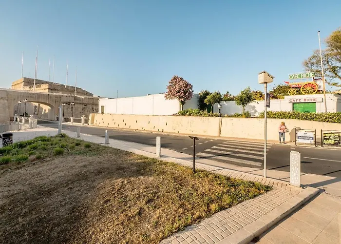 公寓 Seafront Highly Furnished Fl 4