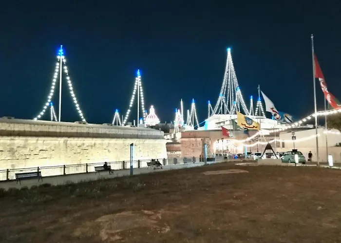 Seafront Highly Furnished Fl 4 公寓 比尔古