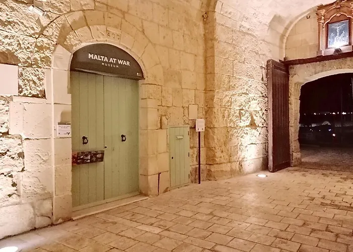 Seafront Highly Furnished Fl 4 * Birgu