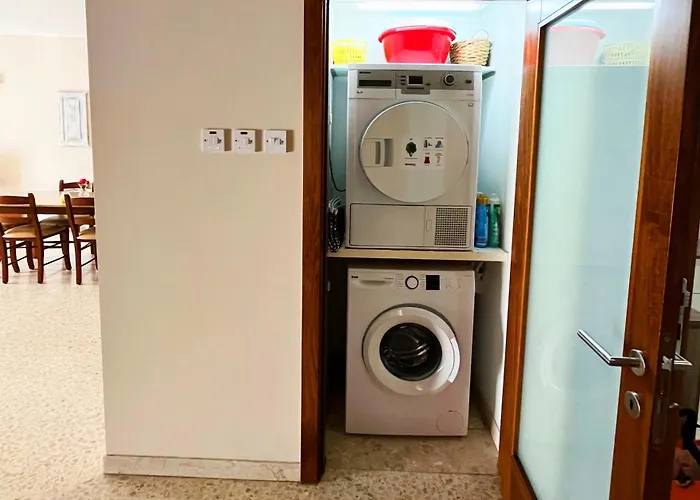 Daire Seafront Highly Furnished Fl 4 *